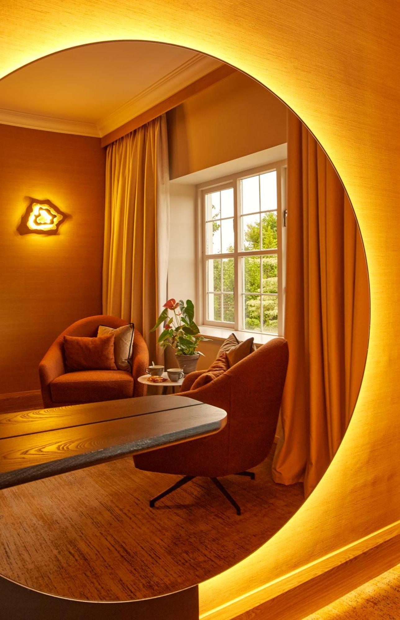 County Arms Hotel 4*