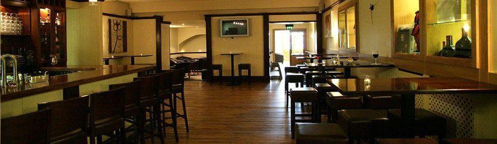 County Arms Hotel 4*