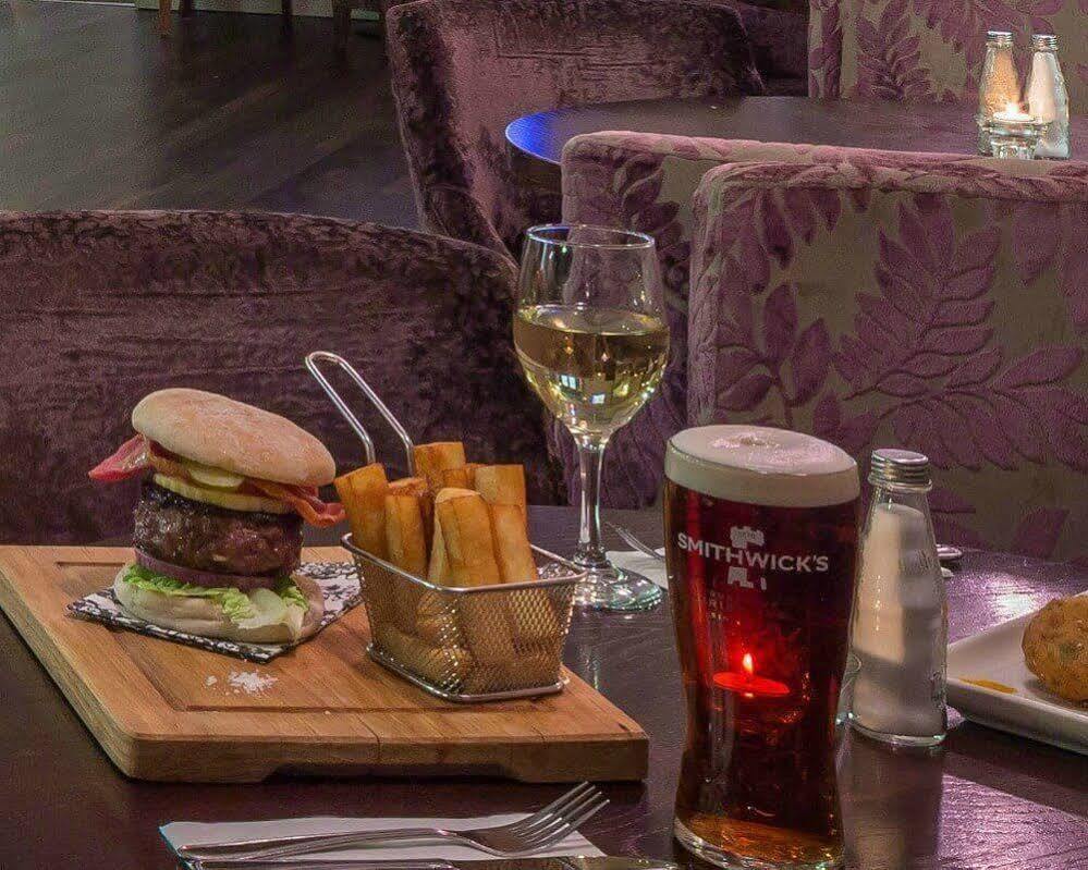 County Arms Hotel 4*